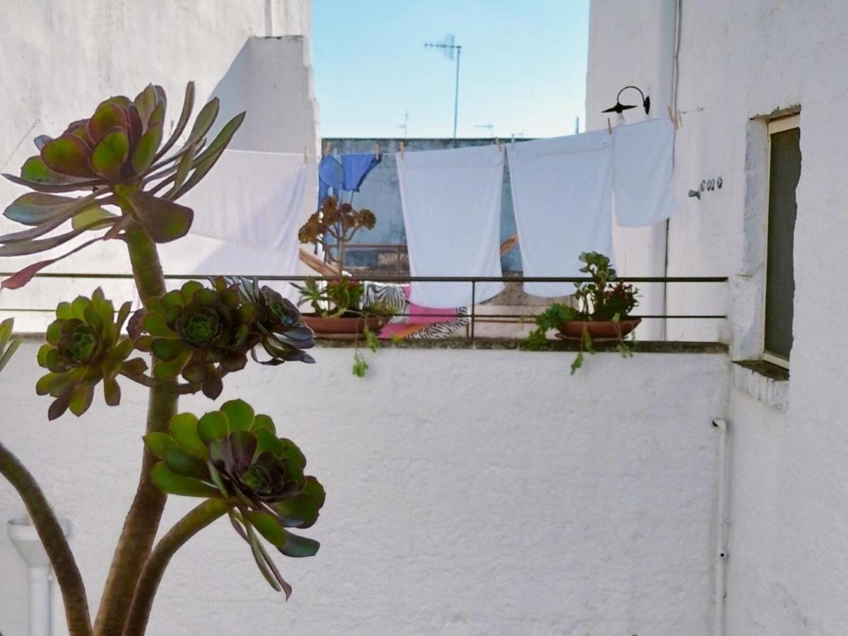 Rosso In Corte - Salento - Corte Dei Colori Spongano Екстериор снимка